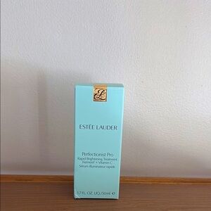 Estée Lauder Perfectionist Pro Brightening Treatment